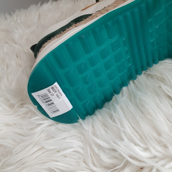 JO MERCER Platform Sneakers - Picture 3 of 3